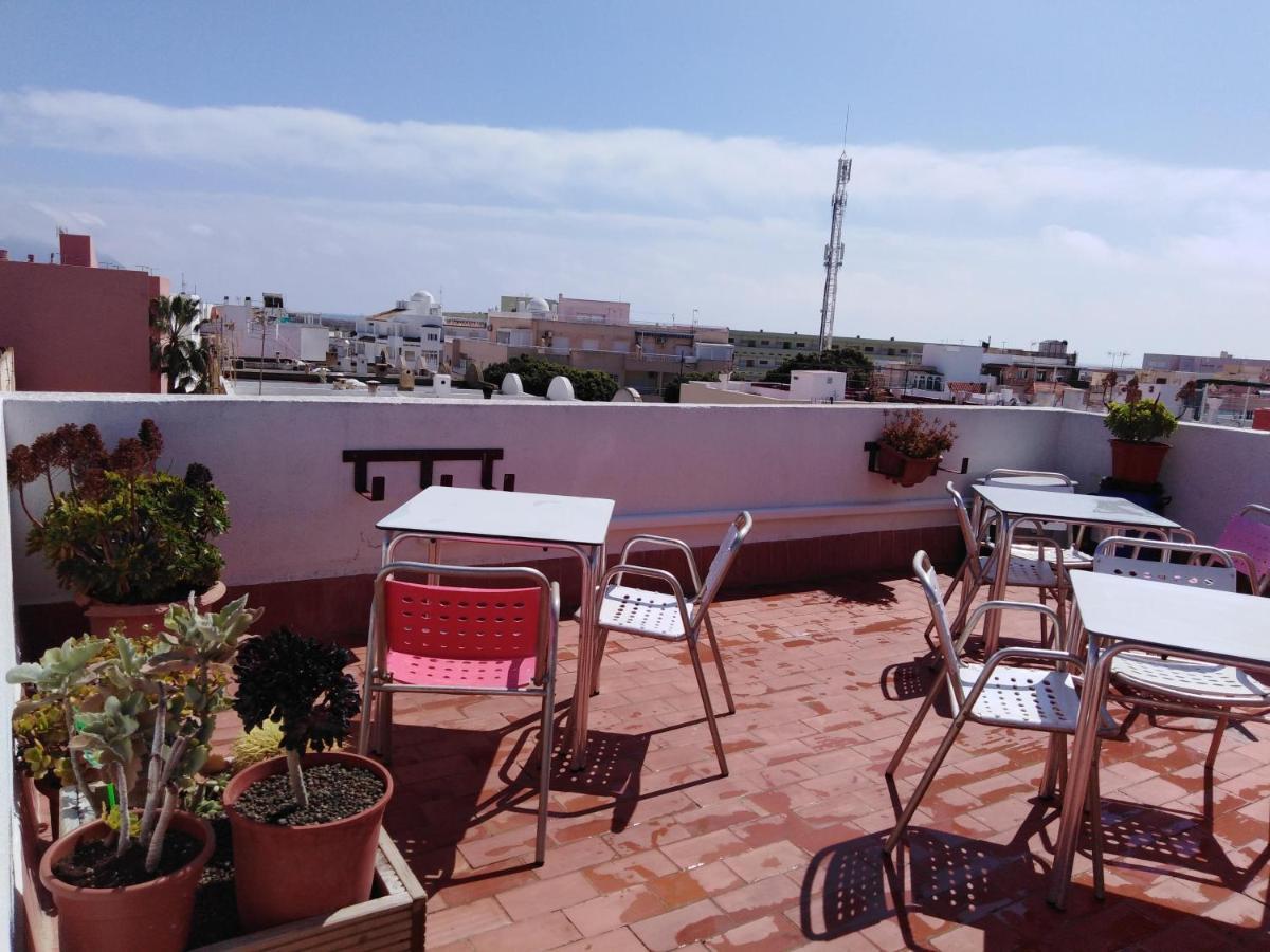Paupet Hotel Almería Buitenkant foto